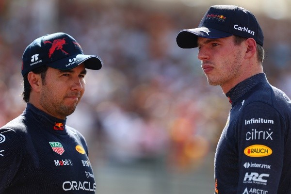 Checo Pérez y Max Verstappen protagonizaron una polémica tras el Gran Premio de Brasil 2022 (Foto: Getty Images)