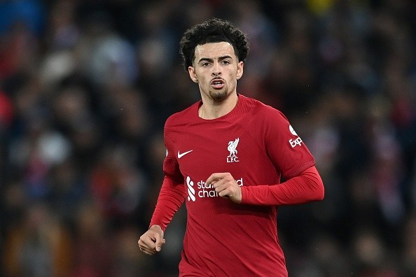 Jones en juego con Liverpool. Getty.