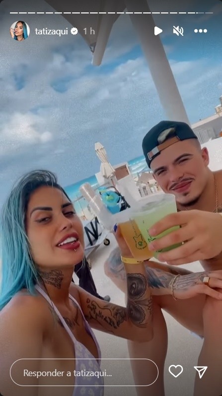 Tati e Thomaz Costa curtem romance em viagem. Imagem: Reprodução/Stories Instagram oficial da ex-peoa.