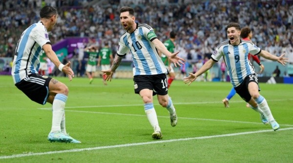 Not Released (NR) Images cannot be used in books or individually in the form of mobile alert services or downloads without prior approval from FIFA Not Released (NR) Images cannot be used in books or individually in the form of mobile alert services or downloads without prior approval from FIFA