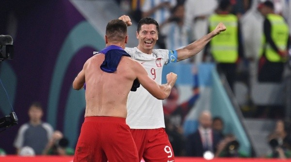 Robert Lewandowski y su festejo tras la clasificación polaca