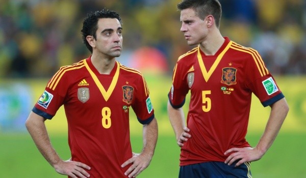 Xavi y Cesar Azpilicueta: Getty 