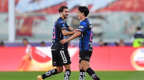Foto: Marcelo Endelli/Getty Images - Lautaro Diáz e Lorenzo Faravelli atuam juntos no Independiente del Valle