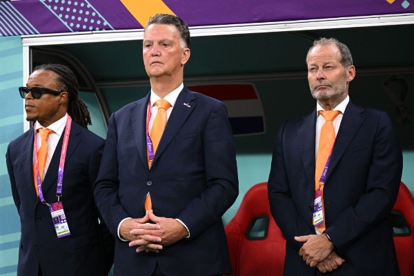 Edgar David, Louis Van Gaal y Danny Blind, el CT neerlandés (foto: Getty)