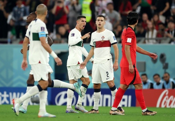 Cristiano Ronaldo se marchó molesto al ser reemplazado en la derrota de Portugal ante Corea del Sur (Foto: Getty Images)