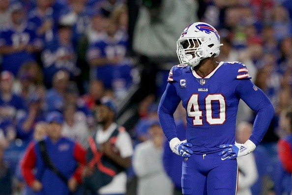 Von Miller era um dos destaques defensivos do Bills na temporada. 
    Créditos: Joshua Bessex/Getty Images