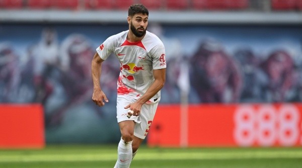 Josko Gvardiol, defensor croata y figura de RB Leipzig