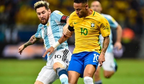 Lionel Messi vs. Neymar: Getty