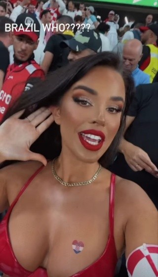 Instagram: @knolldoll