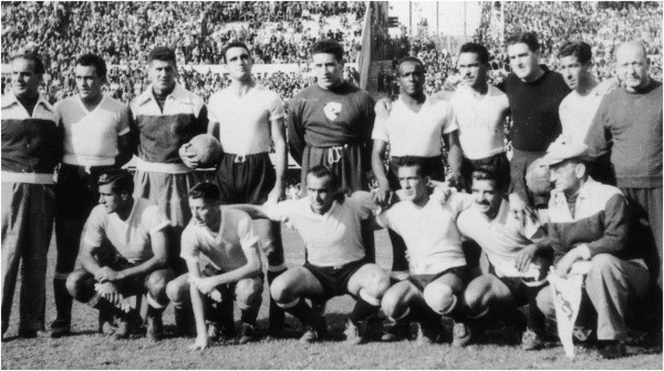 1950 Uruguayan football team (Fox Photos/Getty Images)