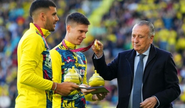 Juan Foyth y Gerónimo Rulli: Getty