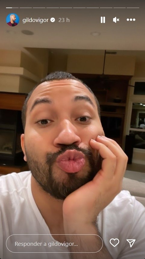 Gil do Vigor revela paqueras com ex-BBBs: “Dei um beijo”. Imagem: Reprodução/Stories Instagram oficial do ex-BBB.