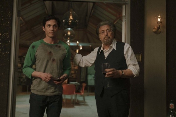 Logan Lerman y Al Pacino presentan la segunda temporada de Hunters (Prime Video).