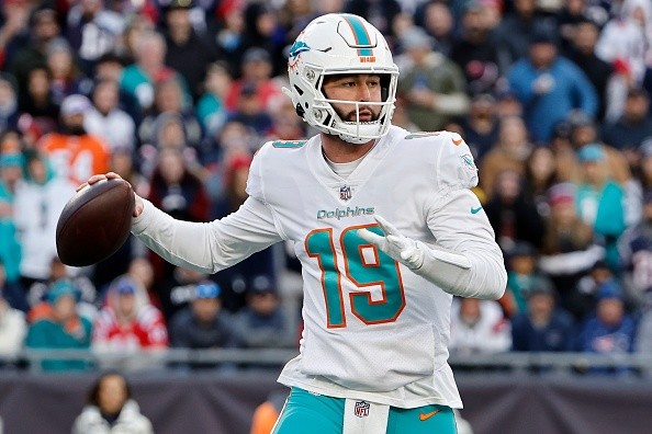 The Playoffs » Jogo terrestre encaixa e Jets vencem Dolphins com autoridade