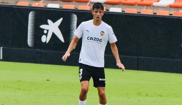 Facundo González, jugador de Uruguay y del Valencia. @facugonzalez_27