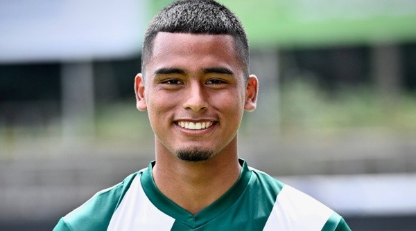 Kluiverth Aguilar, defensor de Perú Sub 20