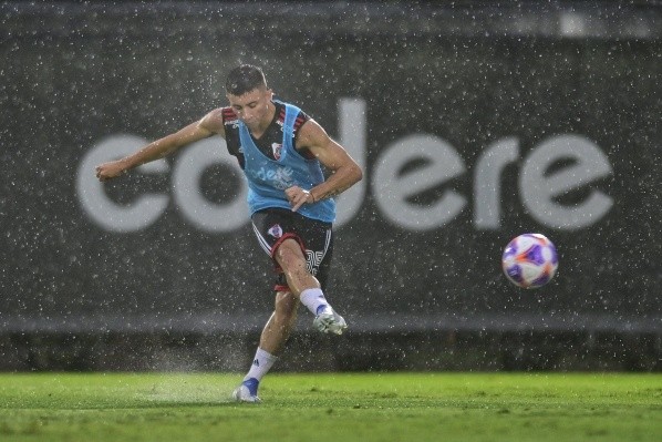 Twitter: @Riverplate