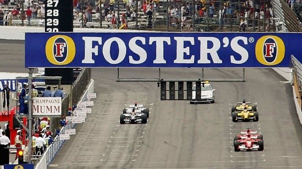 Parrilla de salida y apenas seis autos en la pista para correr el GP de Estados Unidos (Getty Images)