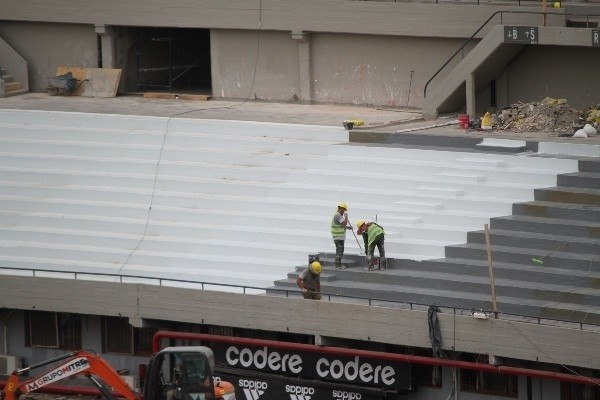 Twitter: @ObrasRiverPlate