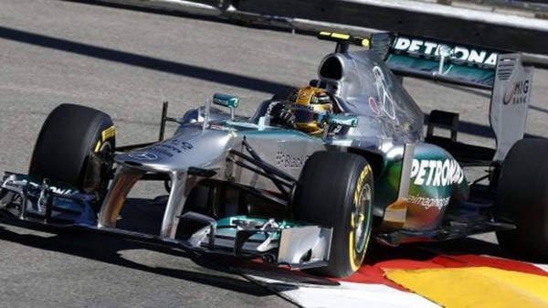 Los Mercedes quedaron bajo la mirada después de unos test no aprobados (Getty Images)