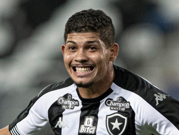 Erison está perto de ser jogador do São Paulo - Foto: Jorge Rodrigues/AGIF