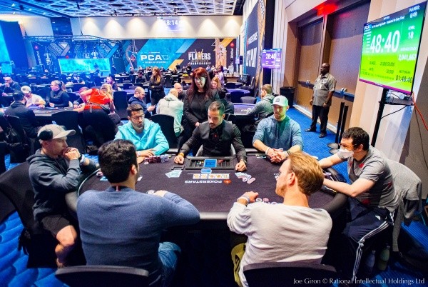 Mesa final (Foto: Joe Giron/PokerStars)