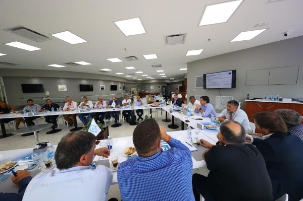 La decisión se tomó luego de una extensa reunión. (Foto: AFA)