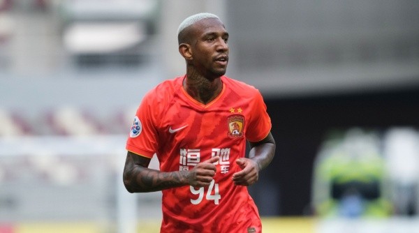 Talisca, en su paso por Guangzhou FC en 2020 (Getty Images)