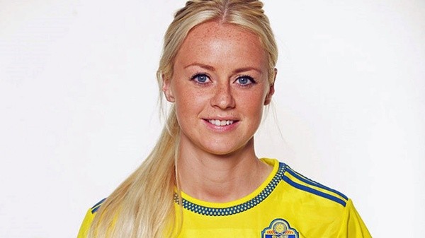 La belleza física, otra de las cualidades de la muy buena jugadora sueca (UEFA)