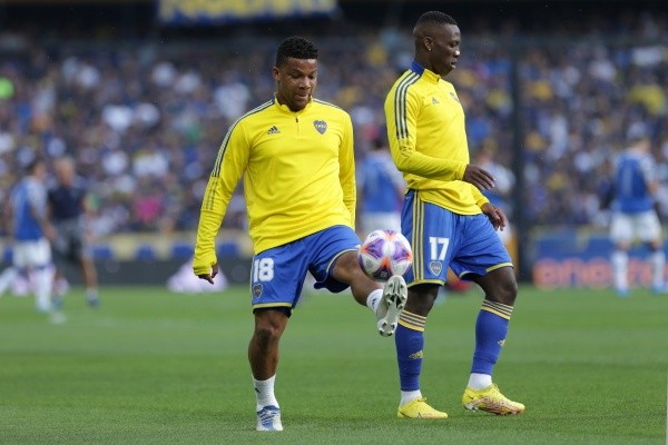 Los laterales, lo más parejo de Boca.