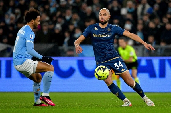 Sofyan Amrabat en el 1 a 1 de Fiorentina con Lazio el domingo 29 de enero.