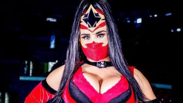 La luchadora libre mexicana se convirtió rápidamente en una de las favoritas del público (Twitter)