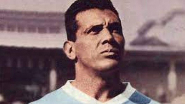 Una de las principales figuras de la historia del fútbol uruguayo (Pasión Celeste)