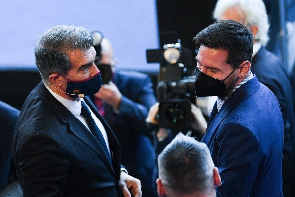 Joan Laporta junto a Lionel Messi. Getty Images.