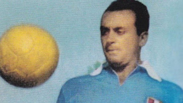 En su único año en el club, integró el equipazo campeón de 1956 (Sporting Cristal)