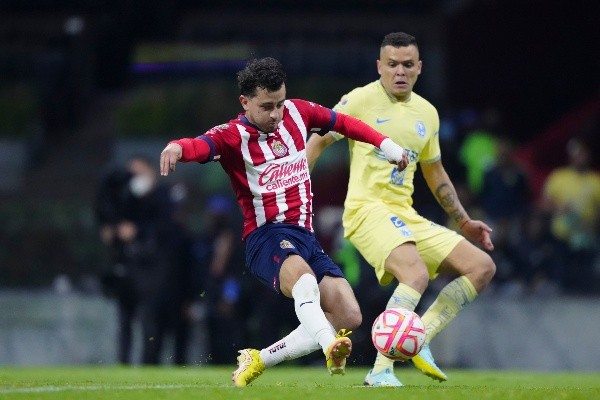 Alan Mozo lanzó dardo contra el América y enalteció a Chivas (Imago 7)