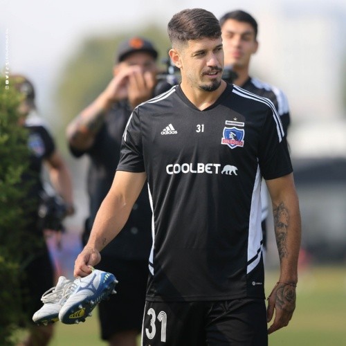 Matías de los Santos es el nuevo defensa central de Colo Colo | Foto: Twitter Colo Colo
