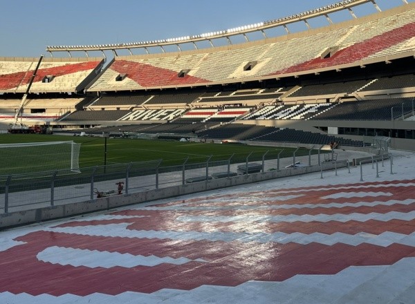 Twitter: @Sariskleit