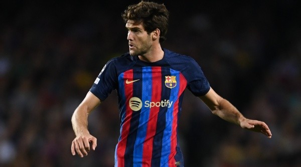 Marcos Alonso y su llegada a Barcelona, investigados por FIFA (Getty Images)