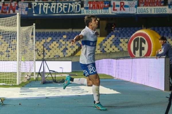 Gonzalo Tapia iría al banco de los suplentes | Agencia Uno