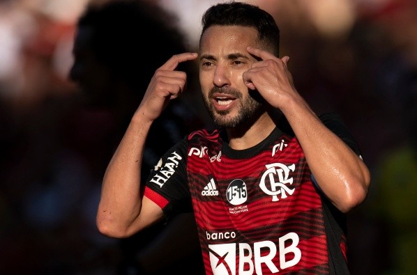 Ribeiro vai continuar no Flamengo - Foto: Jorge Rodrigues/AGIF