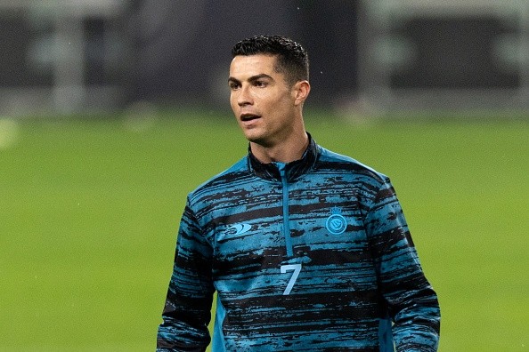 Cristiano Ronaldo en calentamiento con Al Nassr. Getty.