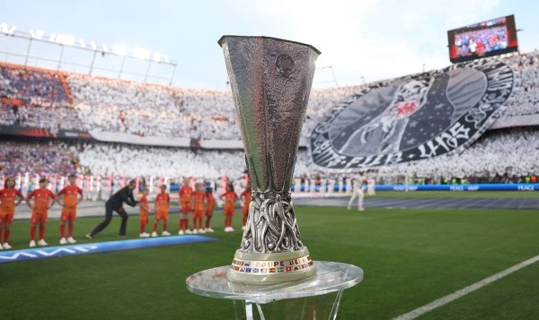 Trofeo de Europa League. Getty.