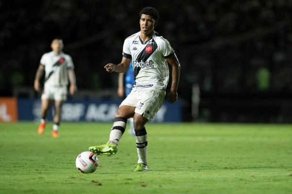 Foto: (Jorge Rodrigues/AGIF) - Andrey Santos foi vendido pelo Vasco no mês passado