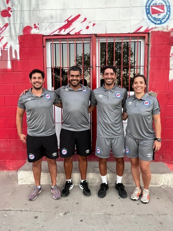 Argentinos Jrs con nuevo cuerpo técnico, encabezado por Leandro Sequeira.