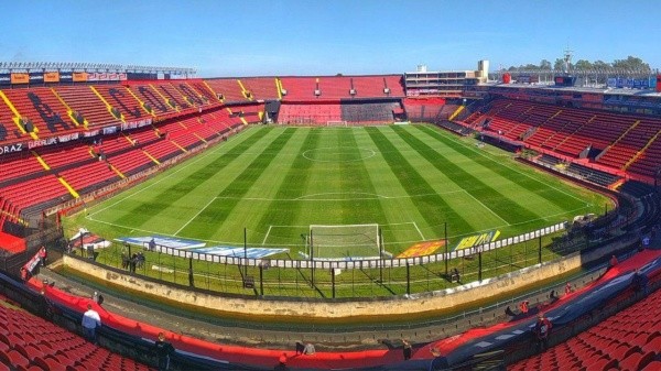 El estadio de Colón, una de las alternativas.