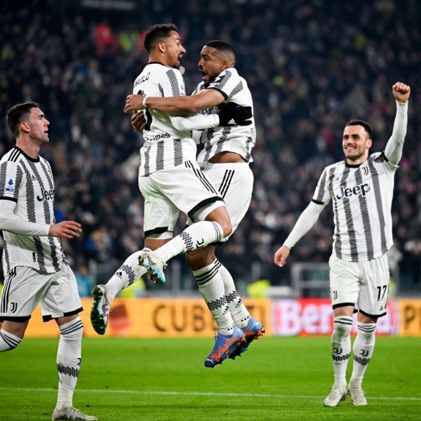 Juventus venció 4 a 2 a Torino como local. @juventusfces