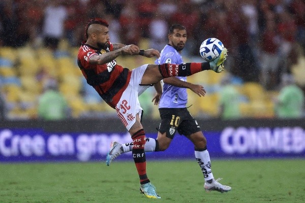 Arturo Vidal fue titular en el Flamengo | Getty Images