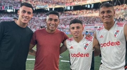 Twitter: @Sariskleit