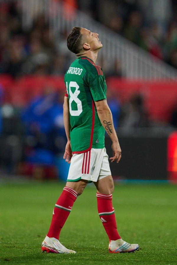 Andrés Guardado apoya a Diego Cocca (Imago)